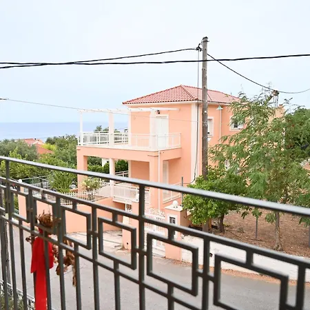 Sea View Lux Liocharis Small *